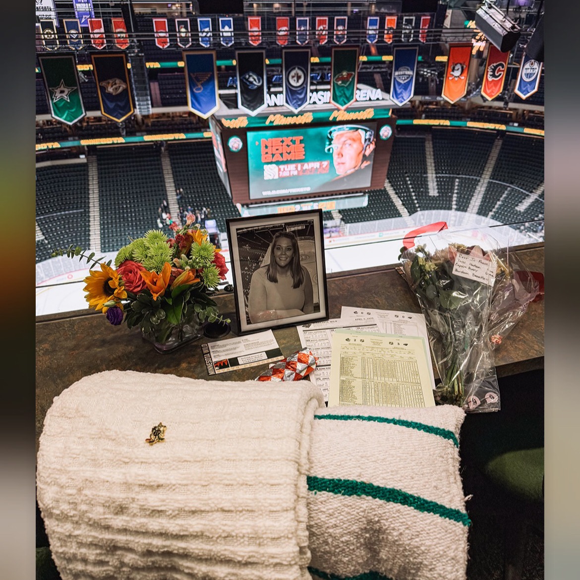Henry Lake recaps Twins win, Wild clinching and Wolves loss!