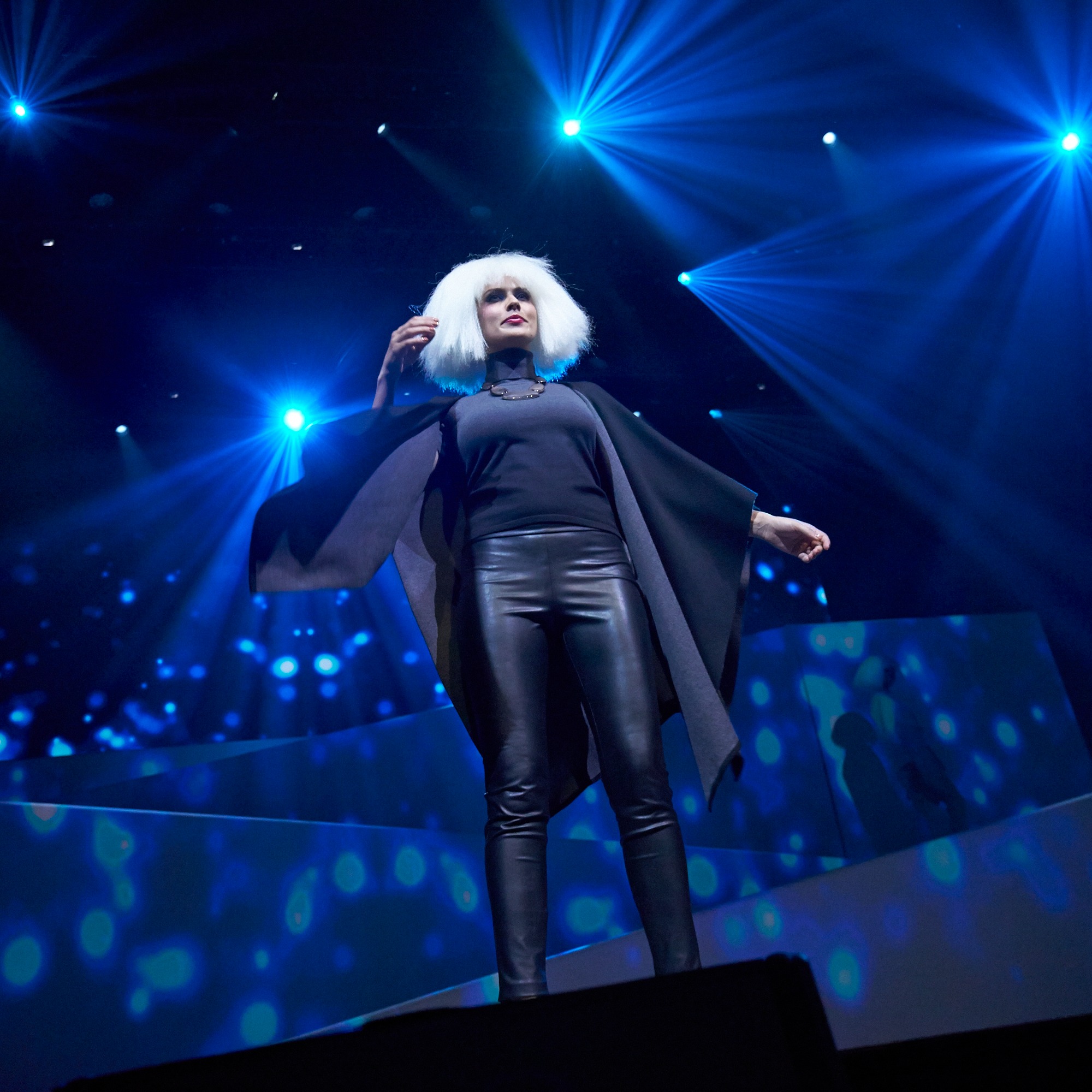 The Sawkar Salute:   Glamorama returns!