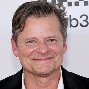 Steve Zahn comes back home tonight!