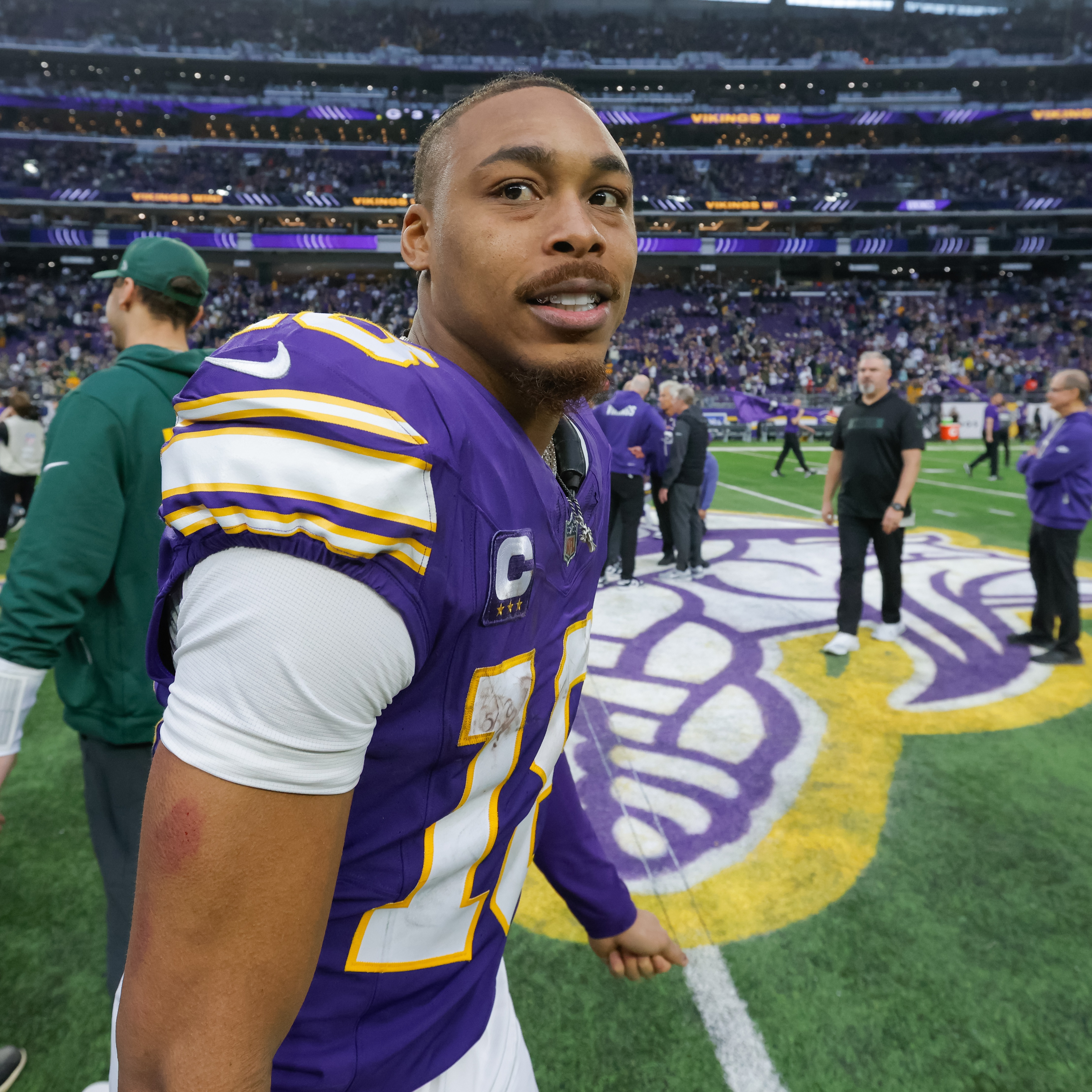 Bittersweet Monday, Jetta's first "whoopsie", and Vikings do damage control