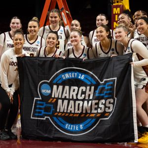 What helped the Gopher Women in their win over Ole Miss?