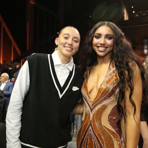 Dallas can't "Wing It", and Aaron Rupar