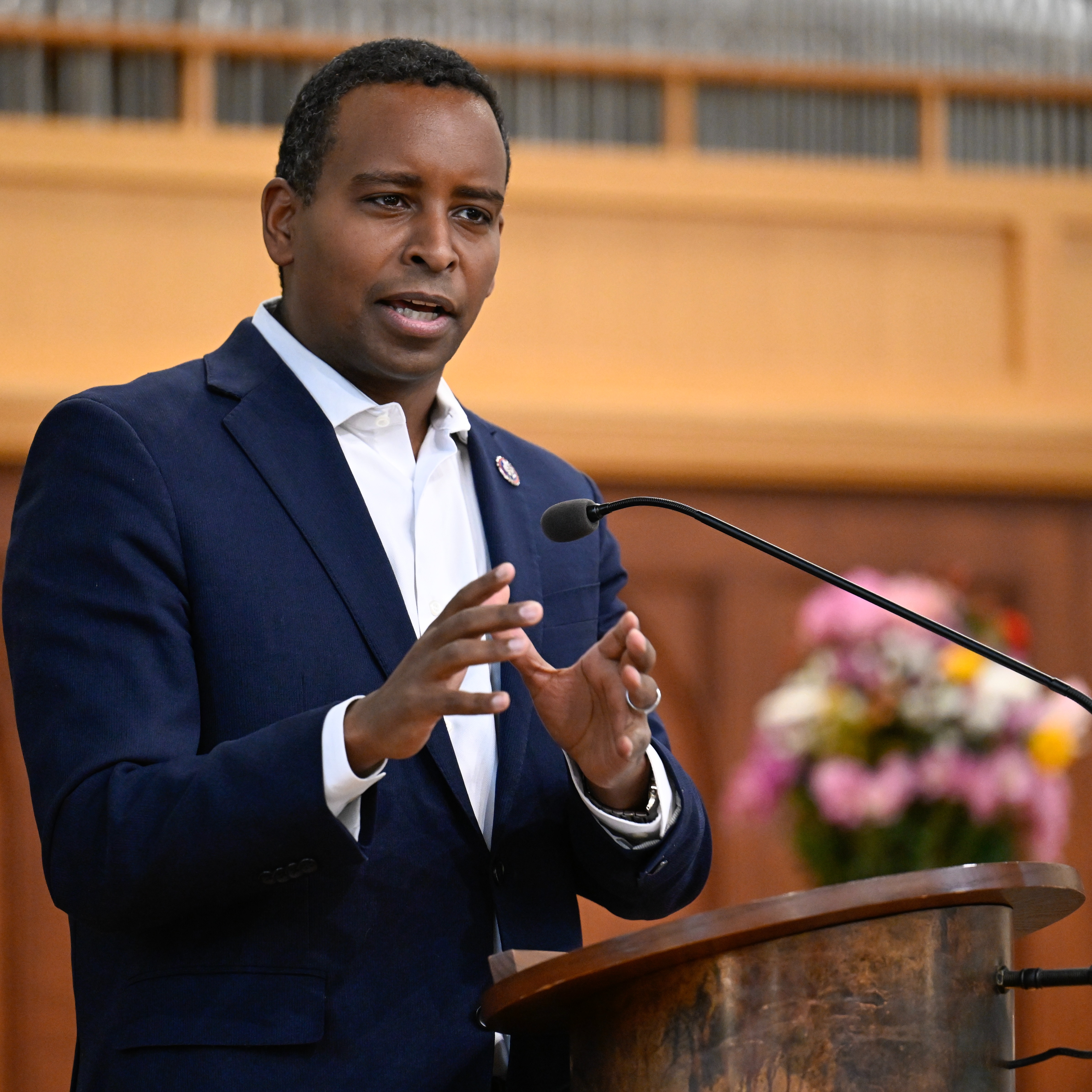 "Fake news" fatigue, Rob Dreislein, Bite of the Night and Headlines