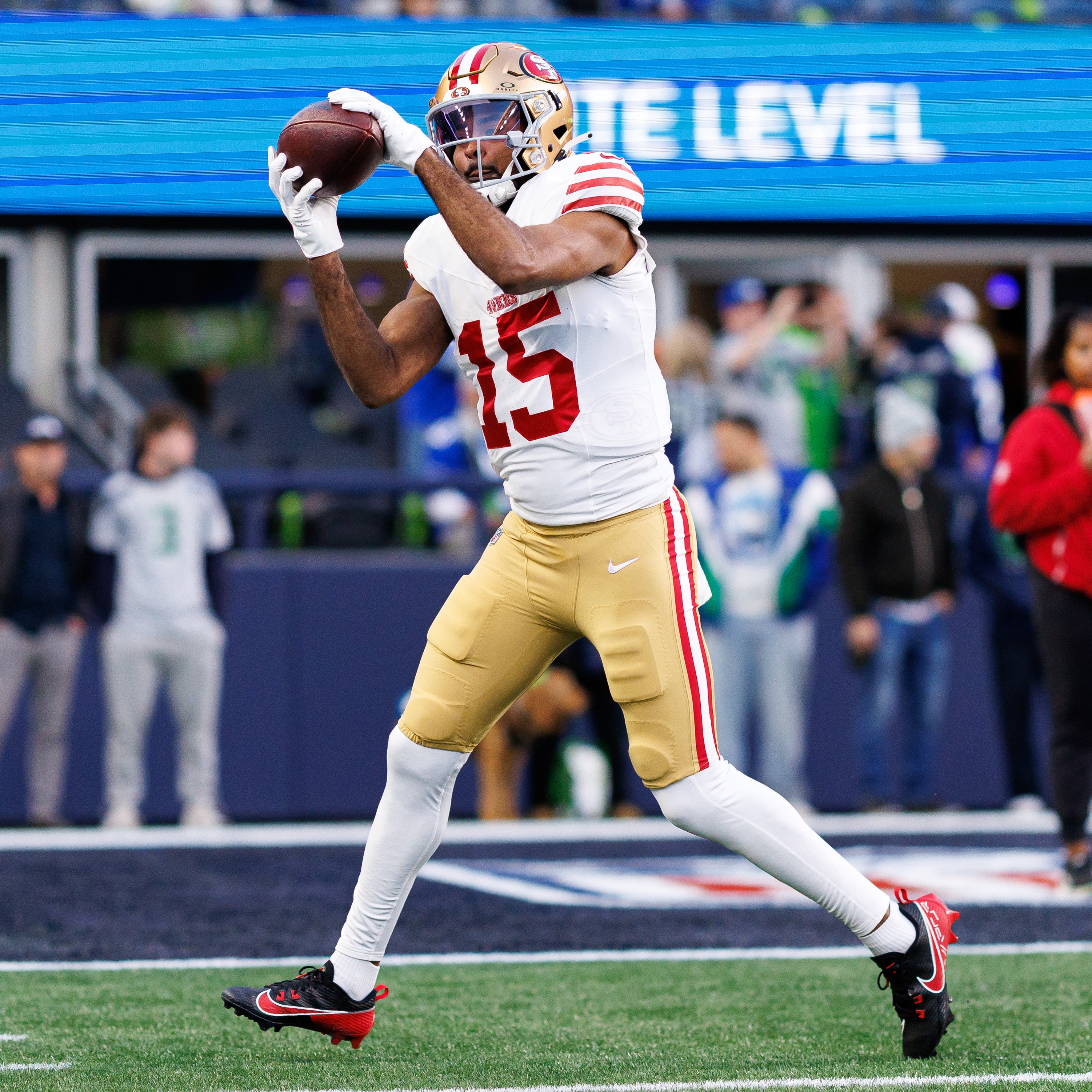 Why does Matthew Coller feel the Jauan Jennings signing is what the Vikings need?