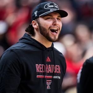 Does Matthew Coller feel the Vikings should take a swing at Brendan Sorsby?