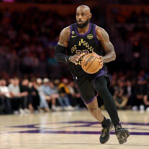 Would LeBron to the Wolves be the biggest Minnesota sports story ever?, Bob Nightengale, plus Bite of the Night and Headlines
