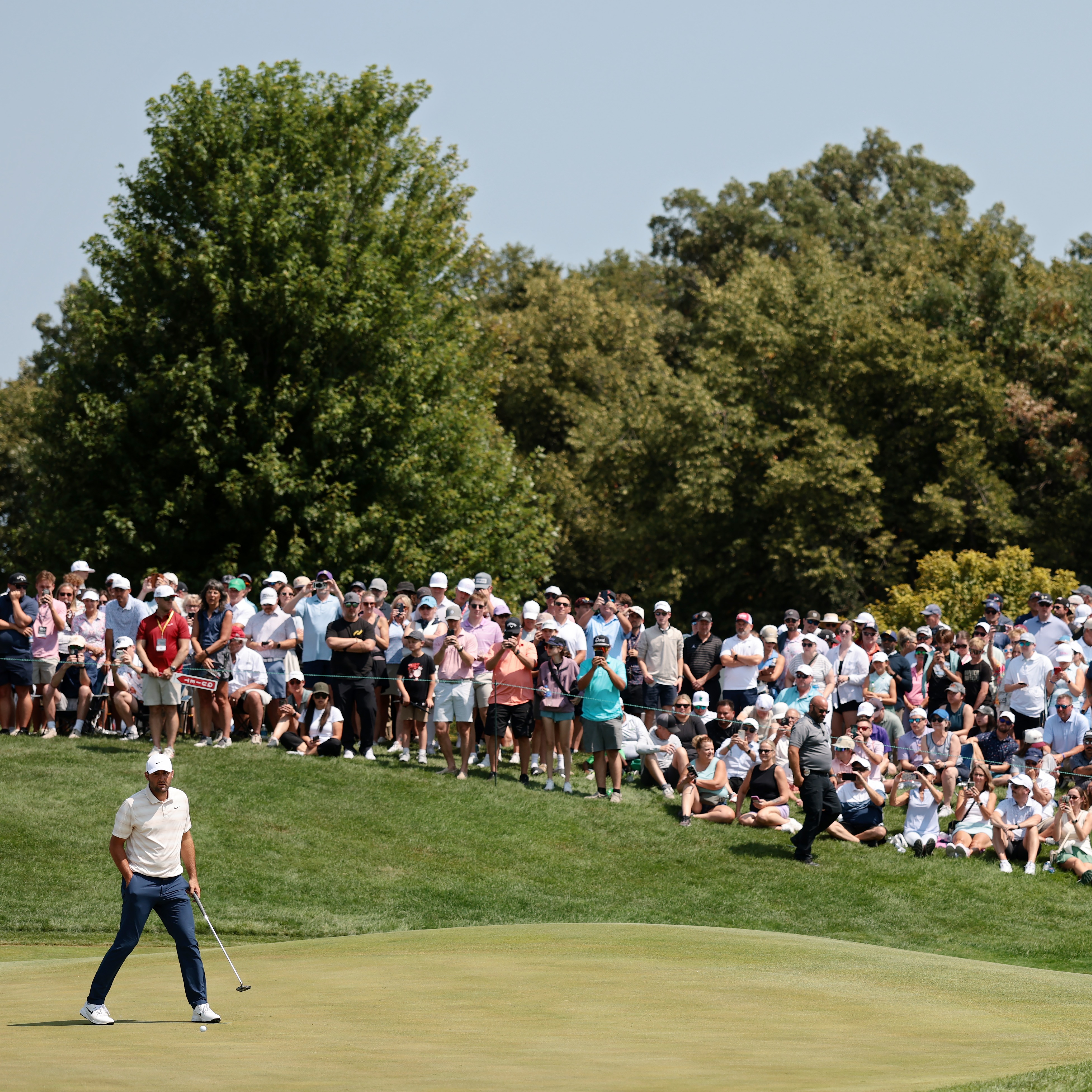 What are some of the biggest stories of this weekend's 3M Open?