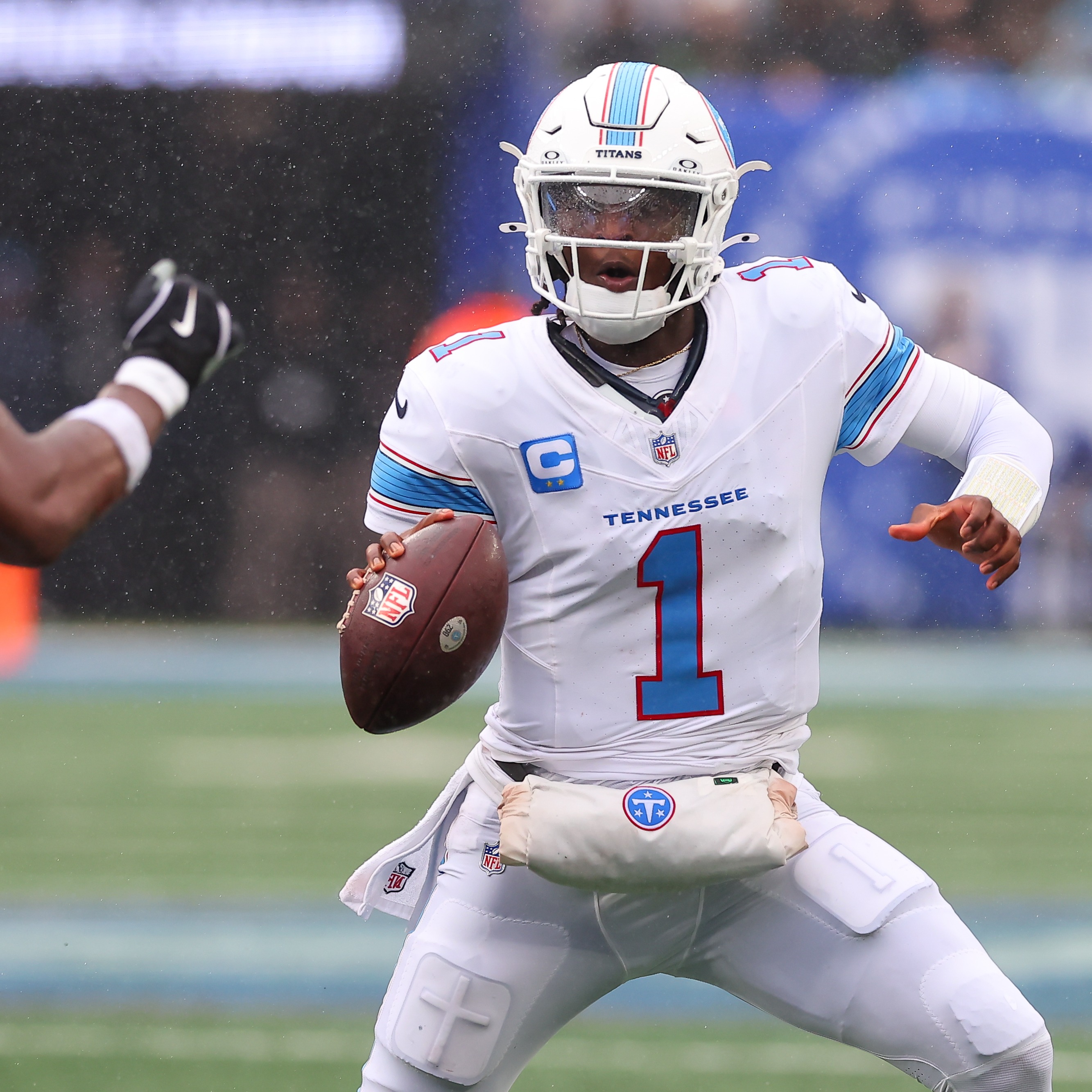 Charles Hallman, Around the NFL, and Bite of the Night
