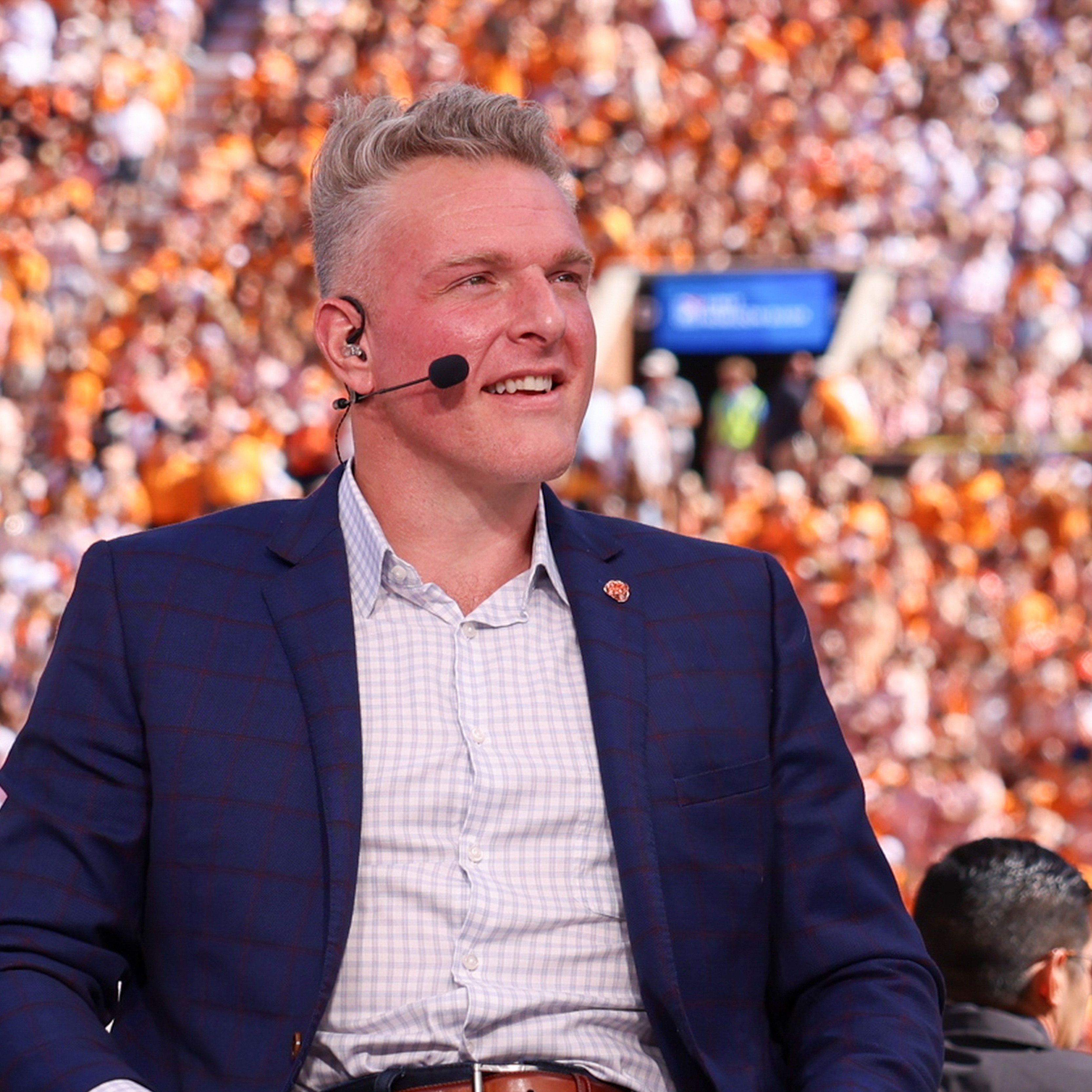 McAfee steps up, and Vikings SuperFan Uncle Roderick