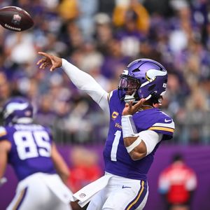 Expect to be disrespected Vikings fans, Jon Krawczynski, Bite of the Night and Headlines
