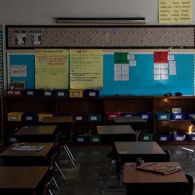 The DeRush-Hour Headlines - shutting down schools after threats