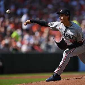 Friday Hour 3: The DeRush-Hour Headlines and Dan Hayes talks Twins baseball