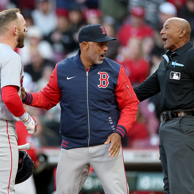 Tuesday Hour 3: DeRush-Hour Headlines & Dave Schwartz