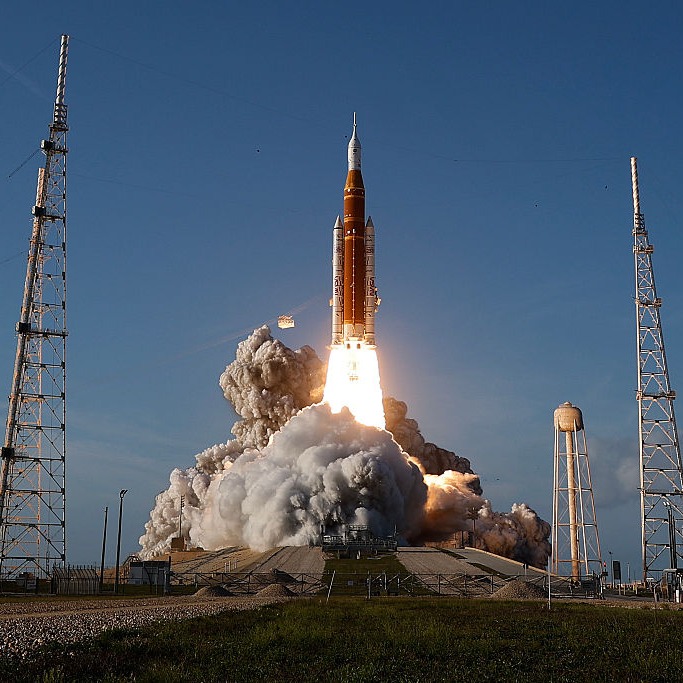 The DeRush-Hour Headlines: Artemis' Minnesota Connection