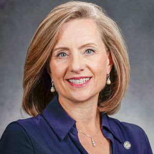 Rep. Kristin Robbins on suspending her campaign and the state of the Governor's race