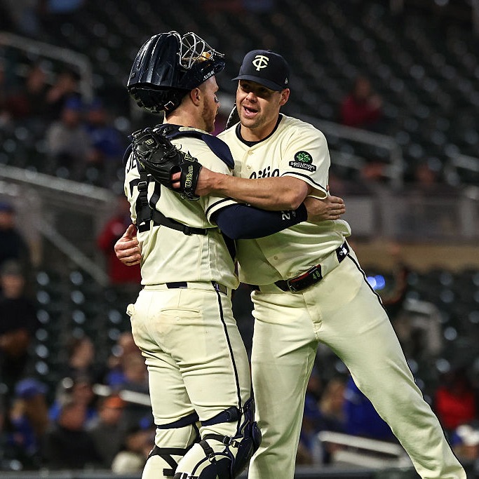Friday Hour 3: is a drink at lunch no longer acceptable? And the vagaries of the Twins bullpen.