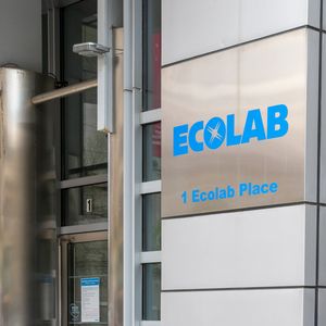 Data Centers Are Water Guzzlers: Ecolab's CEO Wants To Change That