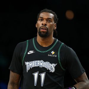 Star Tribune's Chris Hine breaks down the Wolves/Hornets trade