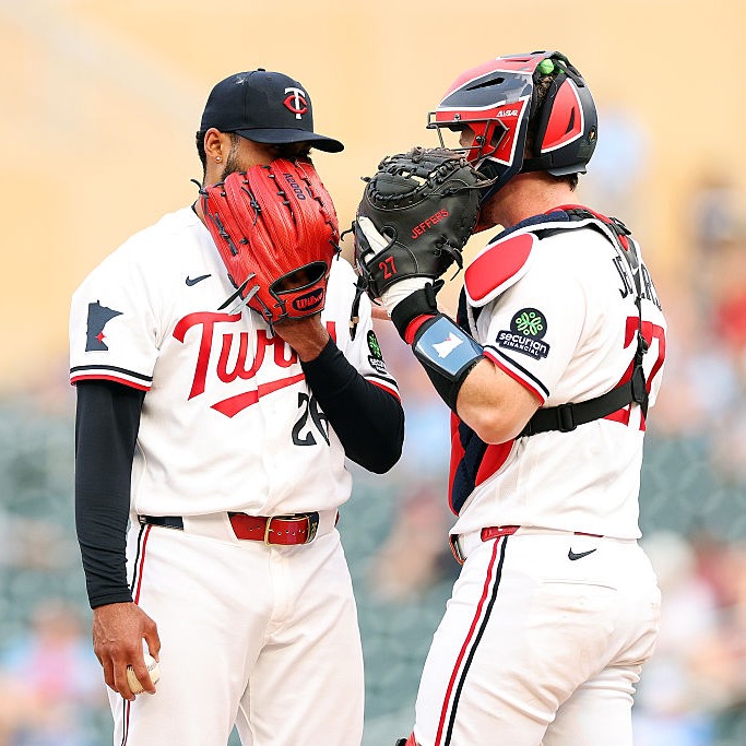 Dave Schwartz: Twins concerns? Kayla McBuckets & a Major League Volleyball team