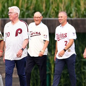 Dan Hayes reviews last night's "Field of Dreams" game
