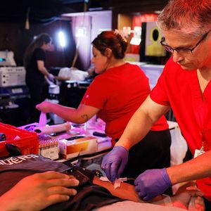 Help the U of M win the Big Ten Blood Drive!