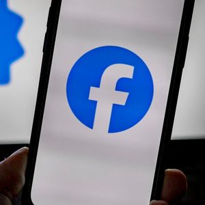 Wednesday Hour 3: Jason's fab FB marketplace story & ENOUGH!!!