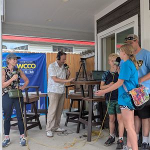 Card DeSharks LIVE from the Minnesota State Fair!