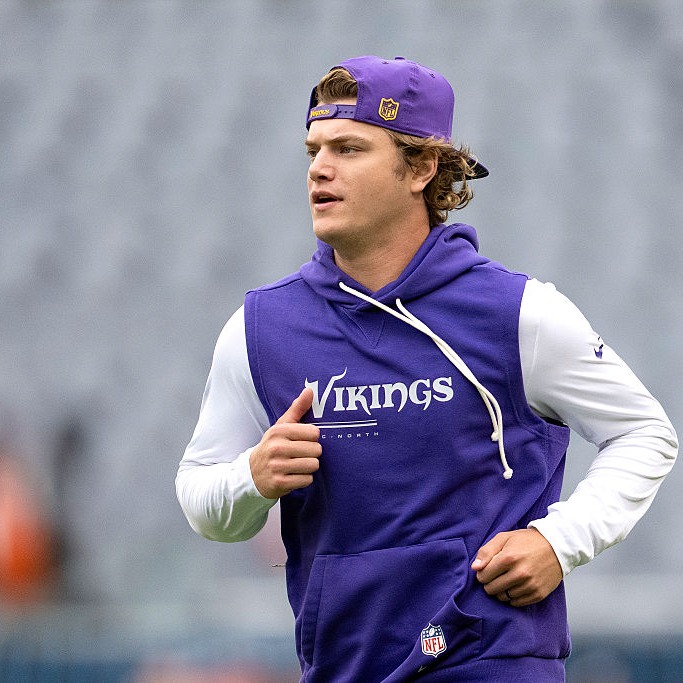 Dave Schwartz: Vikings Trade JJ McCarthy, Lynx on the brink, PJ likes blood & more!