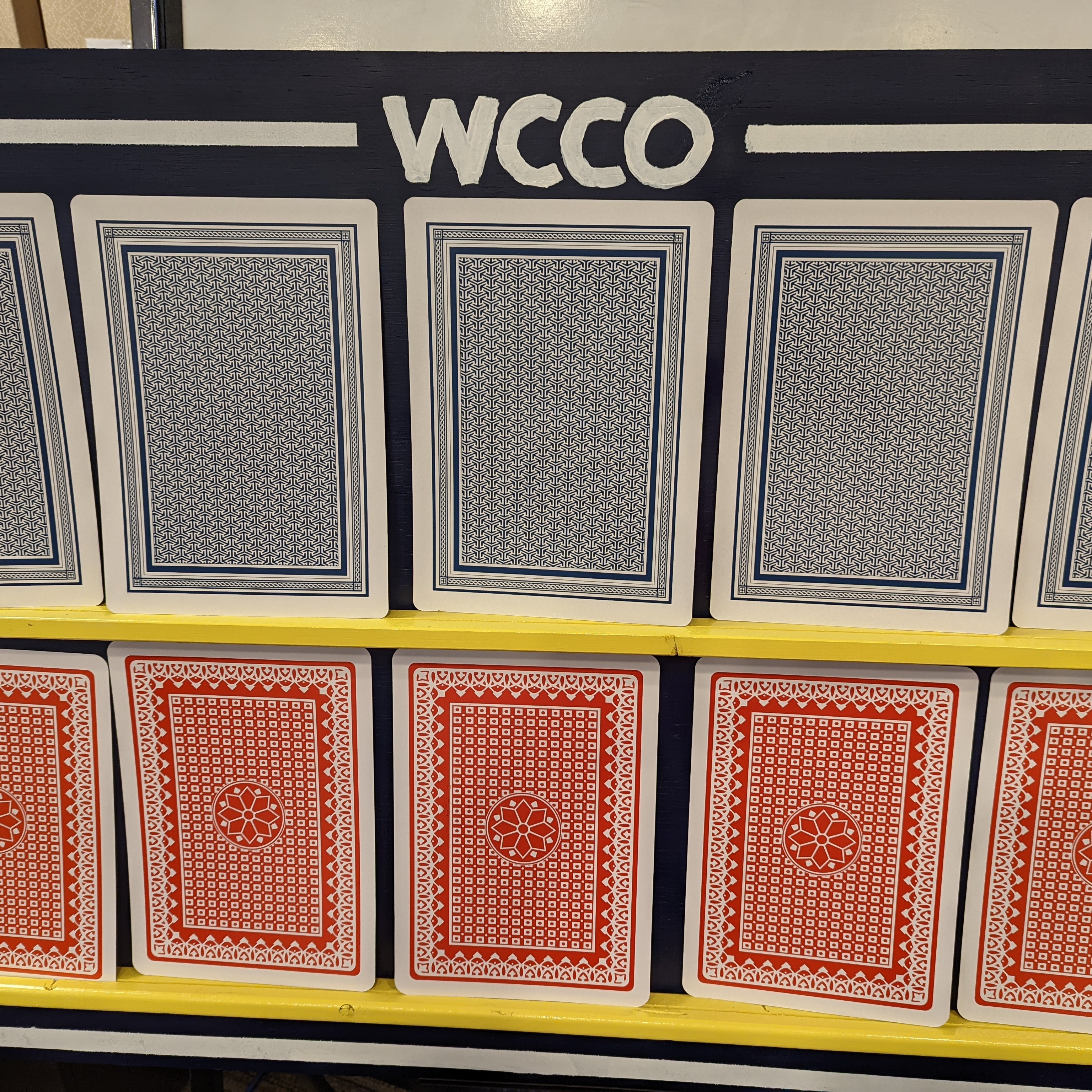 Card DeSharks!