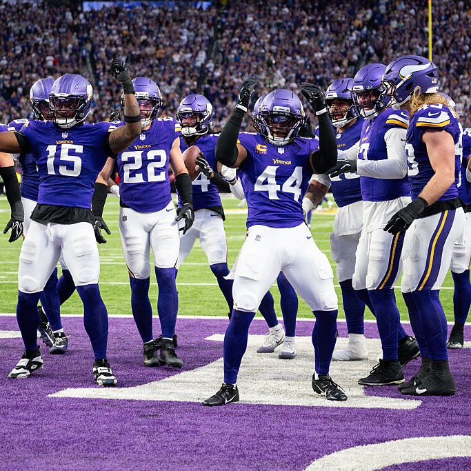 Previewing the Lions, Kyler Murray, and Flores defense with Emily Leiker!