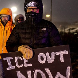 Dave's dog, immigration, state money for businesses hurt during Metro Surge...it's Rapid Fire Radio!