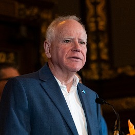 A 'riff for the ages!' Rochelle Olson reacts to the State of the State from Gov. Walz while talking Cheers & Jeers
