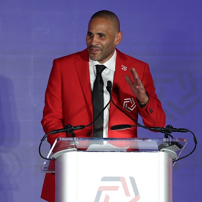Who is Tony Sanneh picking to take the World Cup championship match on Sunday?