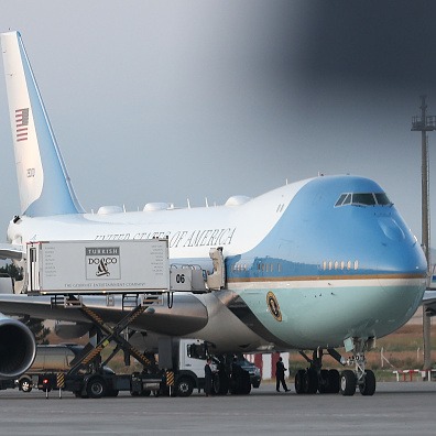 Major Garrett says the Air Force One switcheroo story proves our government still believes Iran poses a threat