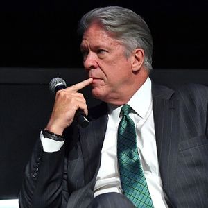 Full Show: Text-a Topic, Major Garrett, Fiesty Friday, Mangione pleads guilty, Swift Takes!, and Am I Wrong?!