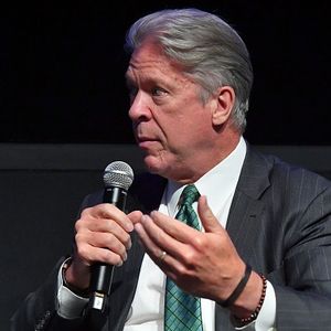 Full Show: Major Garrett, Sheletta Brundidge, Chad Greenway, Rochelle Olson, Am I Wrong? and more!
