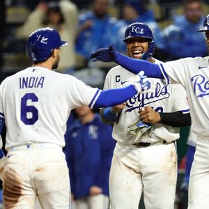 Twins dig a deep hole early in loss to the Royals