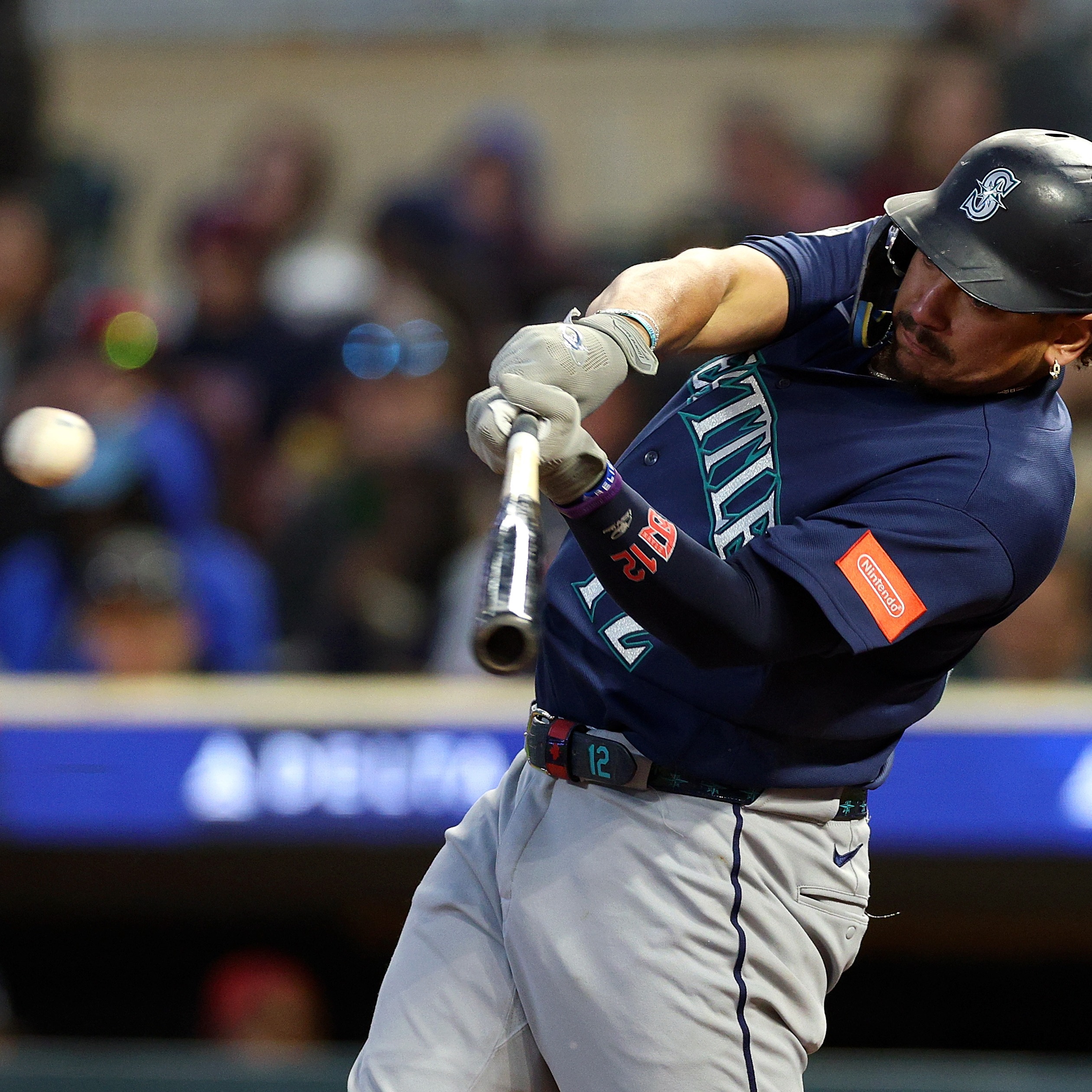 Twins bullpen struggles as Mariners even the series