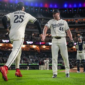 Ober shines as Twins clip Blue Jays