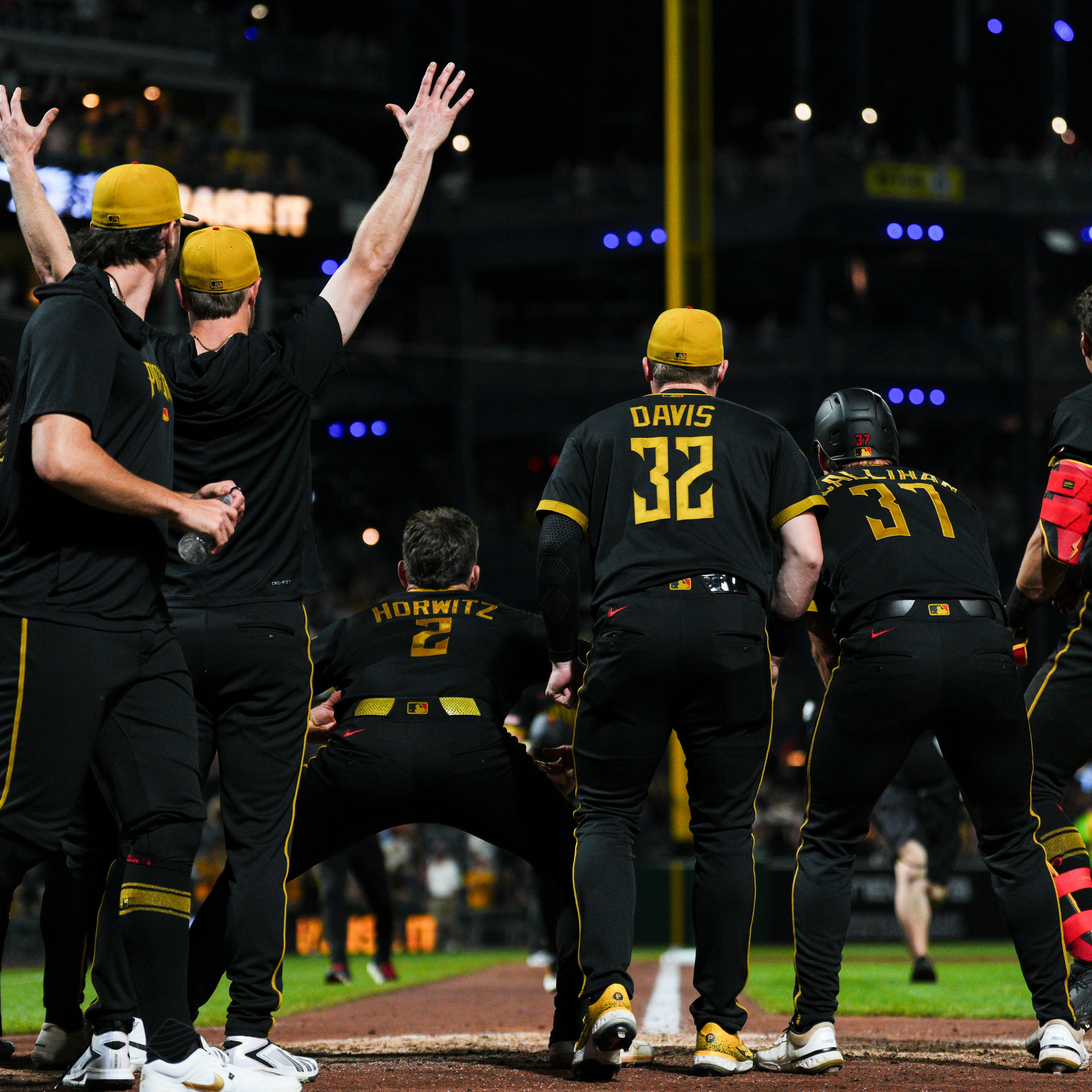 Pirates walk off the Twins in the series opener