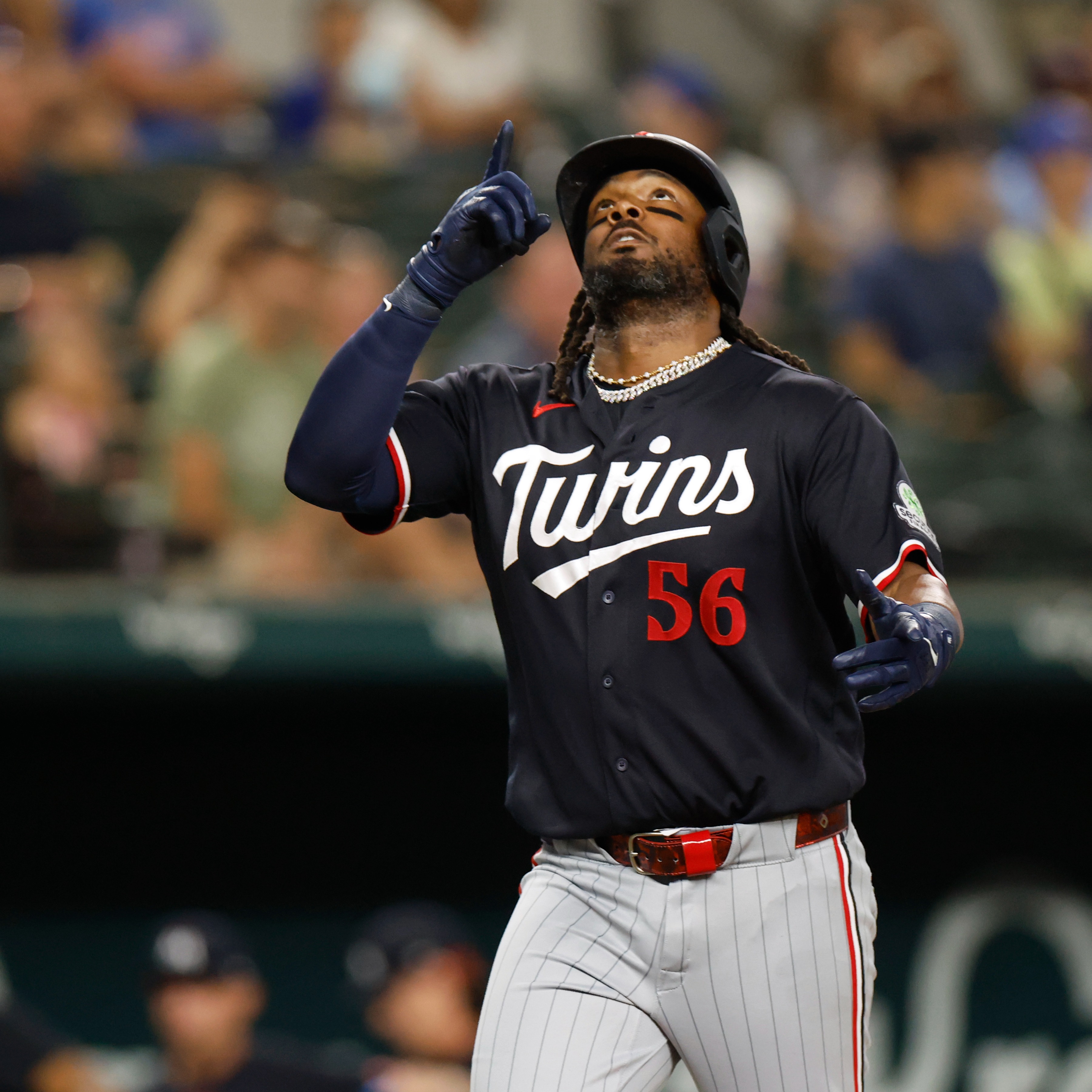 Bell, Buxton and bullpen shine in win over the Rangers