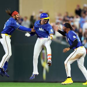 Twins bullpen meltdown leads to first walk off win of the season