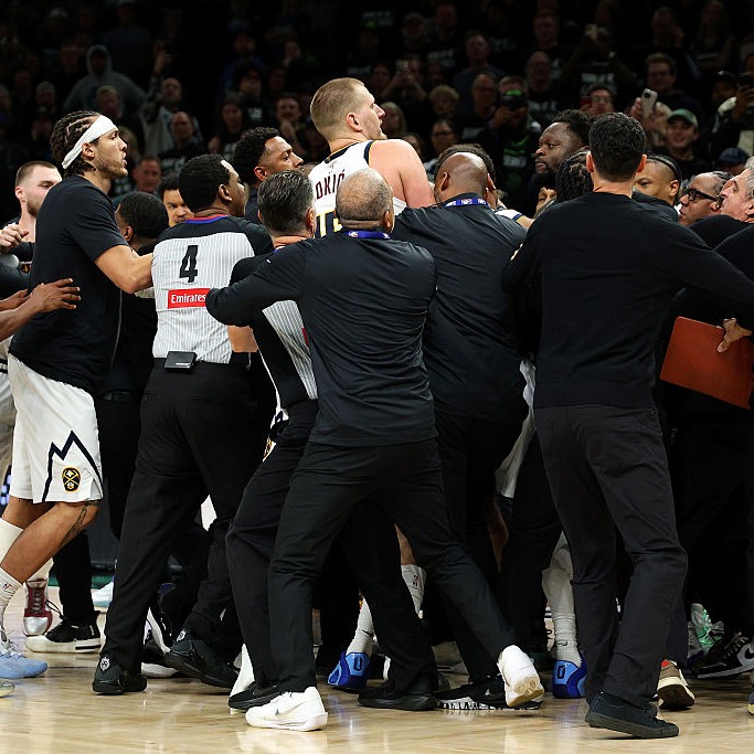 Wolves Ups and Downs, Draft Dilemma and Goalie Clash!