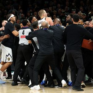 Wolves Ups and Downs, Draft Dilemma and Goalie Clash!