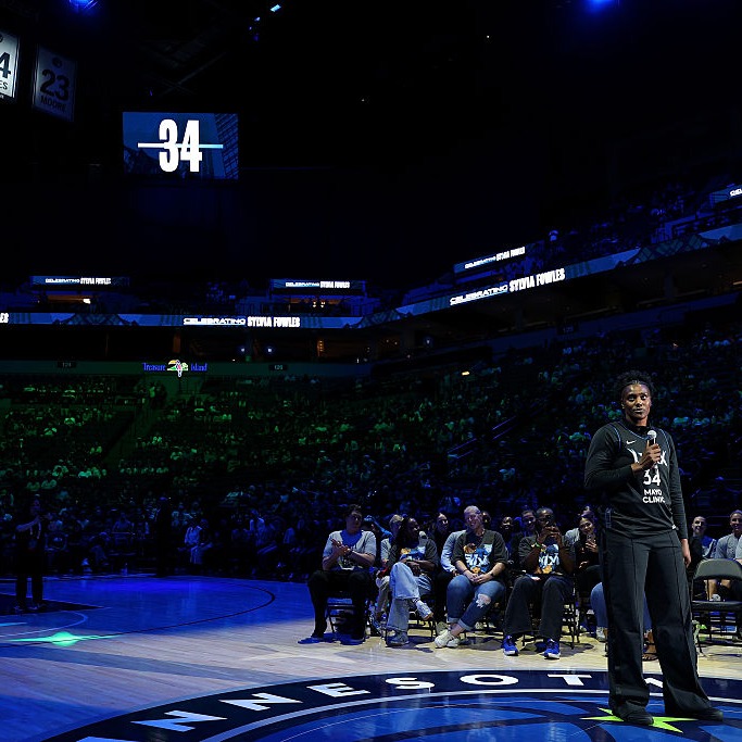 Sloane Martin on the Minnesota Lynx playing like a championship team and honoring Sylvia Fowles!