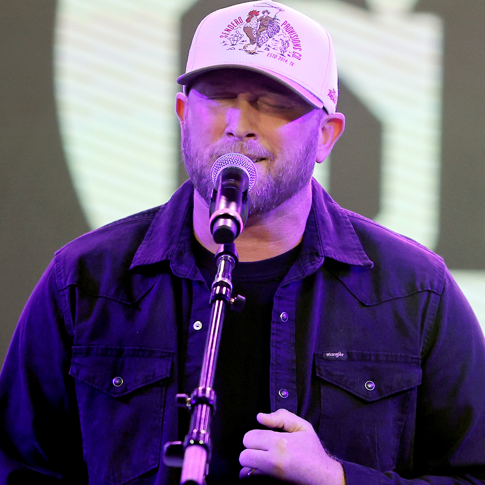 Cole Swindell | Friday Night Takeover