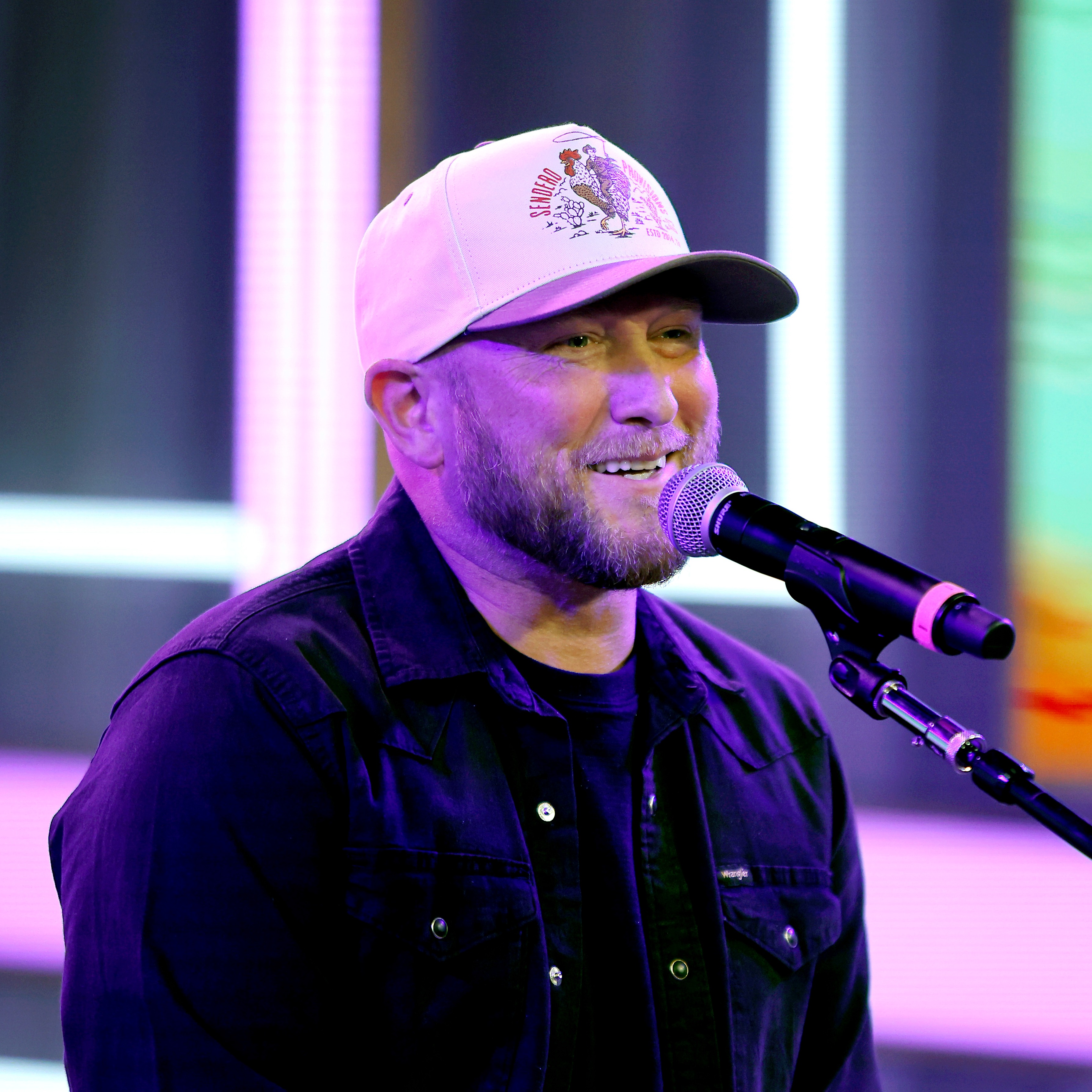 Cole Swindell is a ‘Girl Dad’