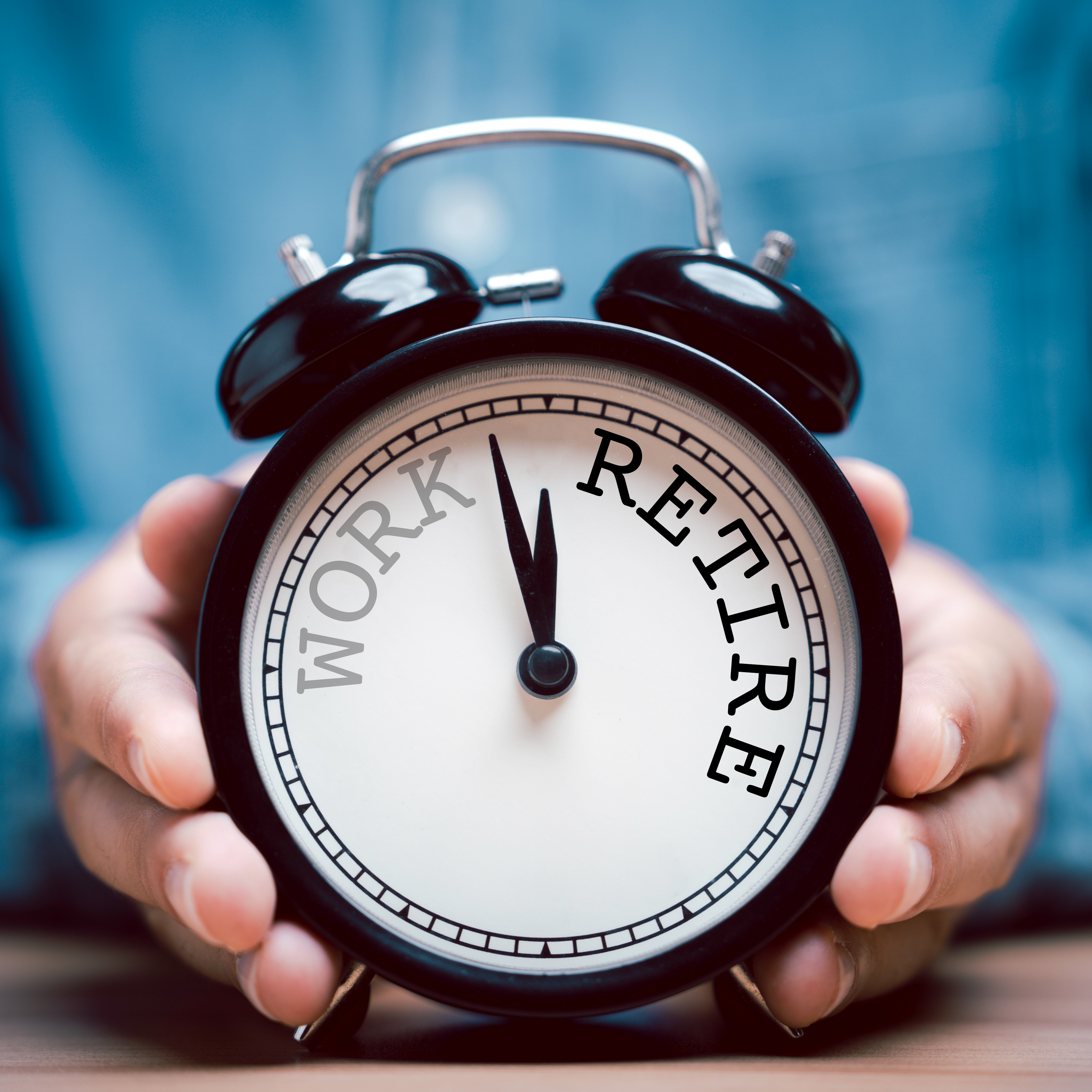 At what age does the average American retire in 2026?