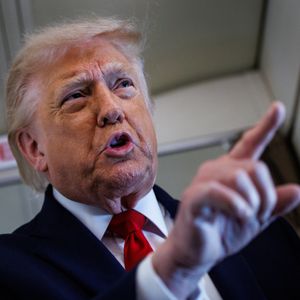 Hour 2: Trump using "Truth API" to sell early access to market-moving declarations is a sad commentary on the use of presidential power
