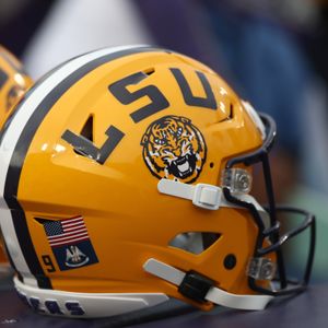 Hour 3: Fans are hyped over the LSU and Ole Miss drama, but the players were advised to ignore the noise